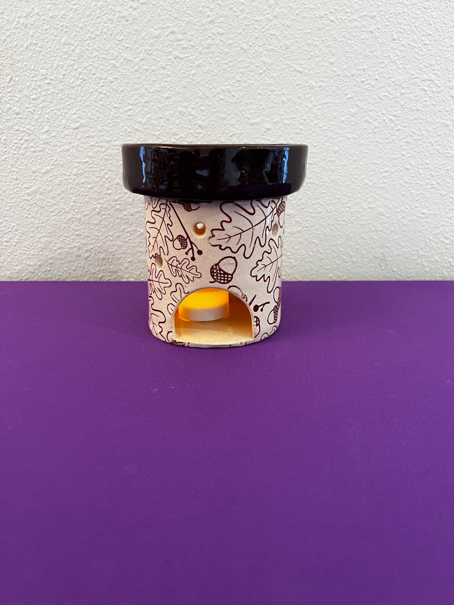Acorn/Oak Leaf Wax Warmer
