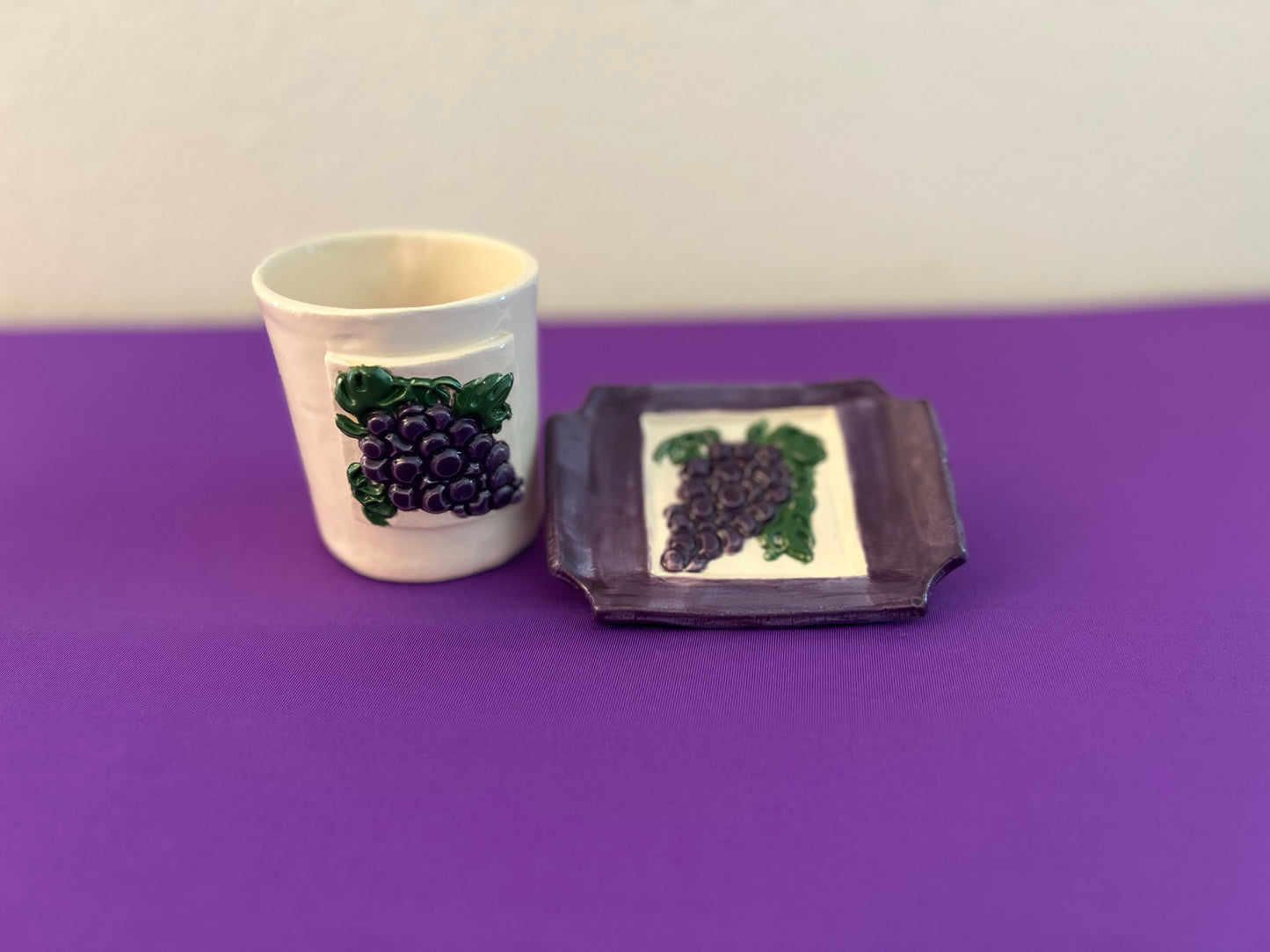 Plum Grapes Tumbler and Soapdish Set