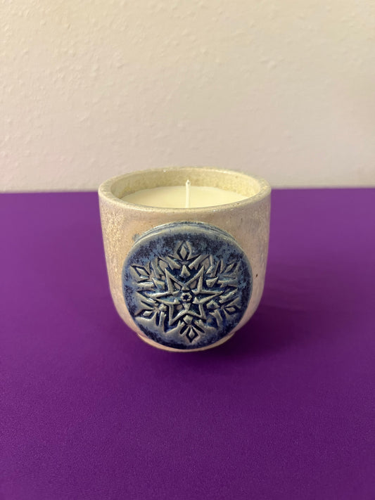 Candy Cane scented Candle in Snowflake Ceramic Holder