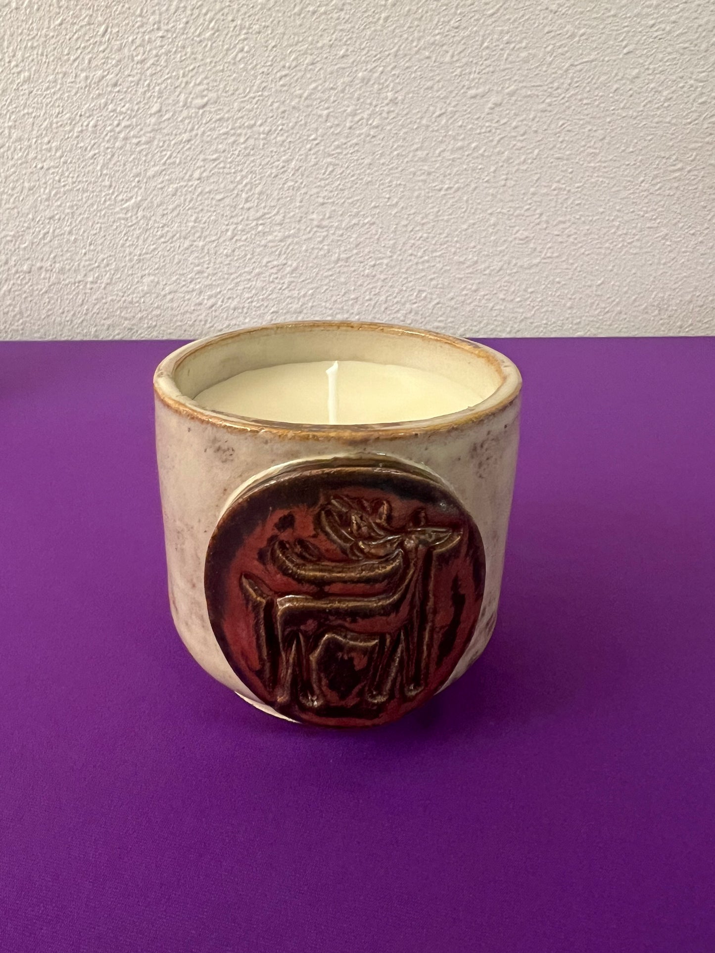 Cinnamon scented Candle in Reindeer Ceramic Holder