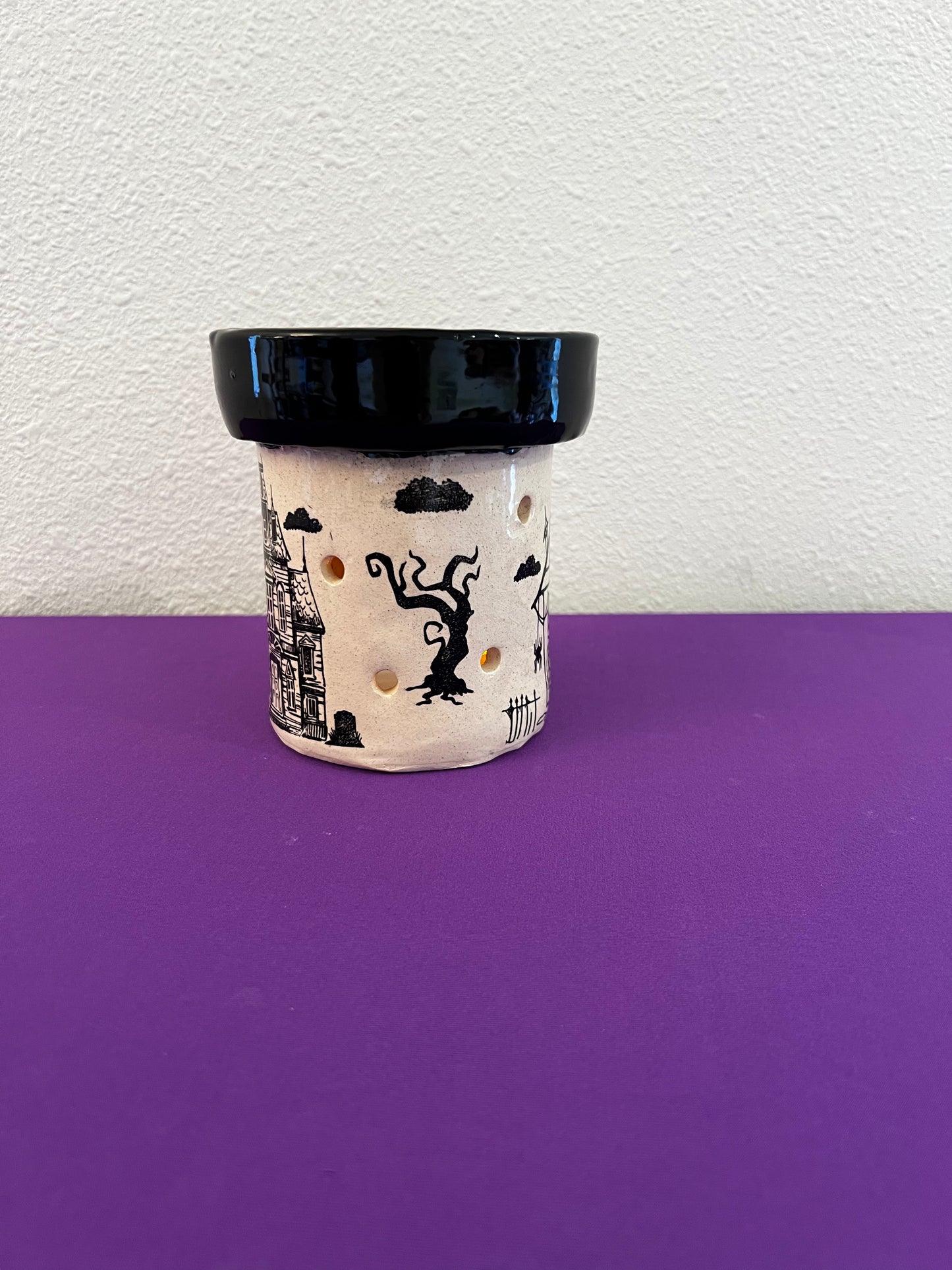 Haunted House Wax Warmer